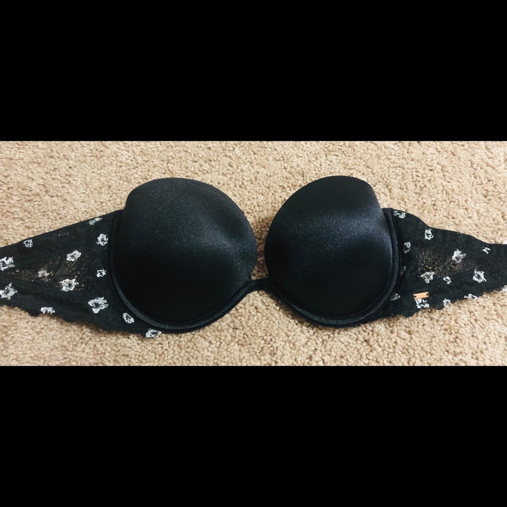 Victoria Secret Strapless Bra